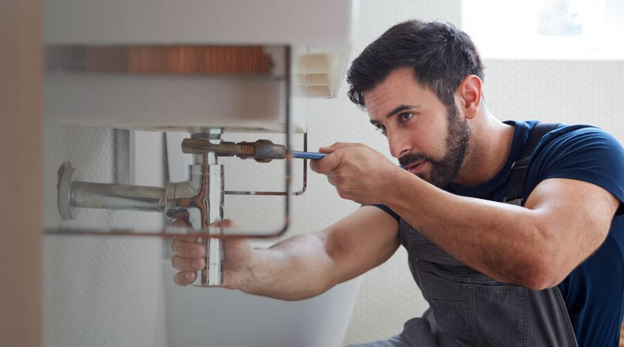 Water heater thermostat replacement in Ashaway, RI
